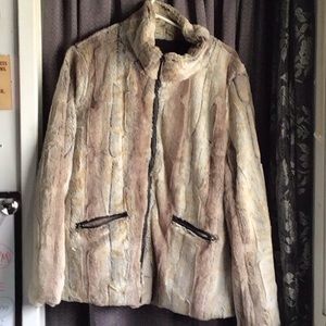 YOKI New York Faux Fur jacket